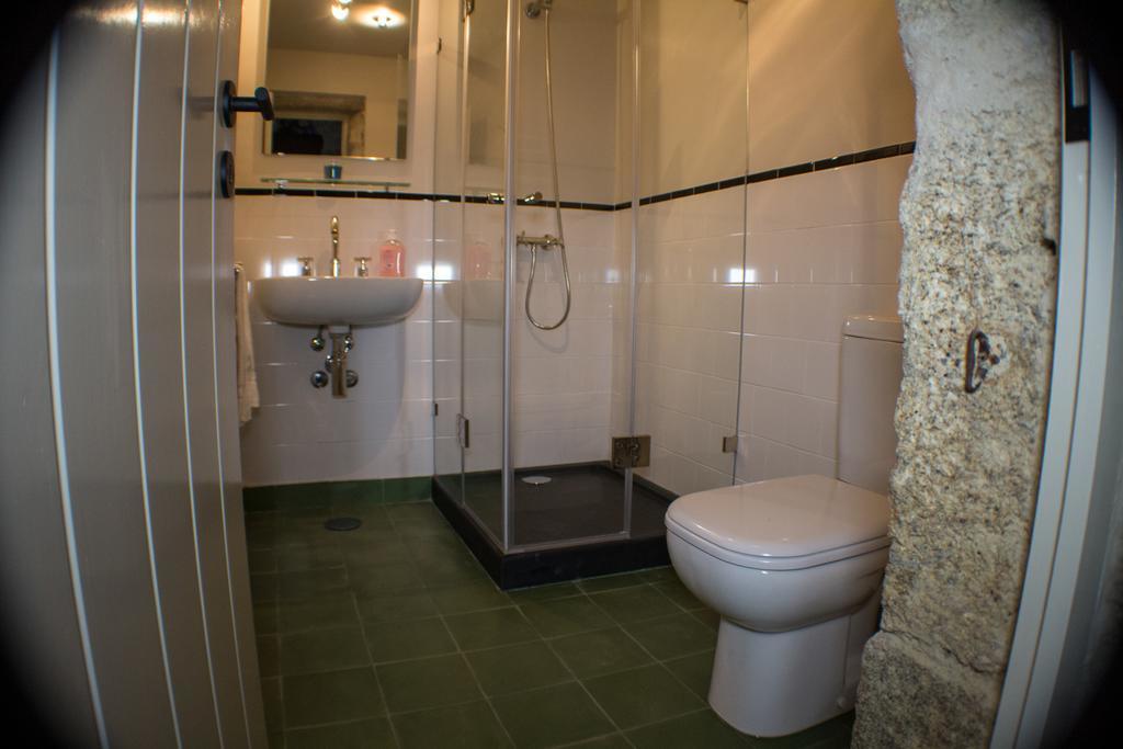Casas Dos Avos Guest House Vale de Cambra Room photo